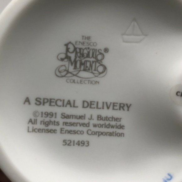 Precious Moments A SPECIAL DELIVERY Enesco FIGURINE 521493 - Picture 6 of 6